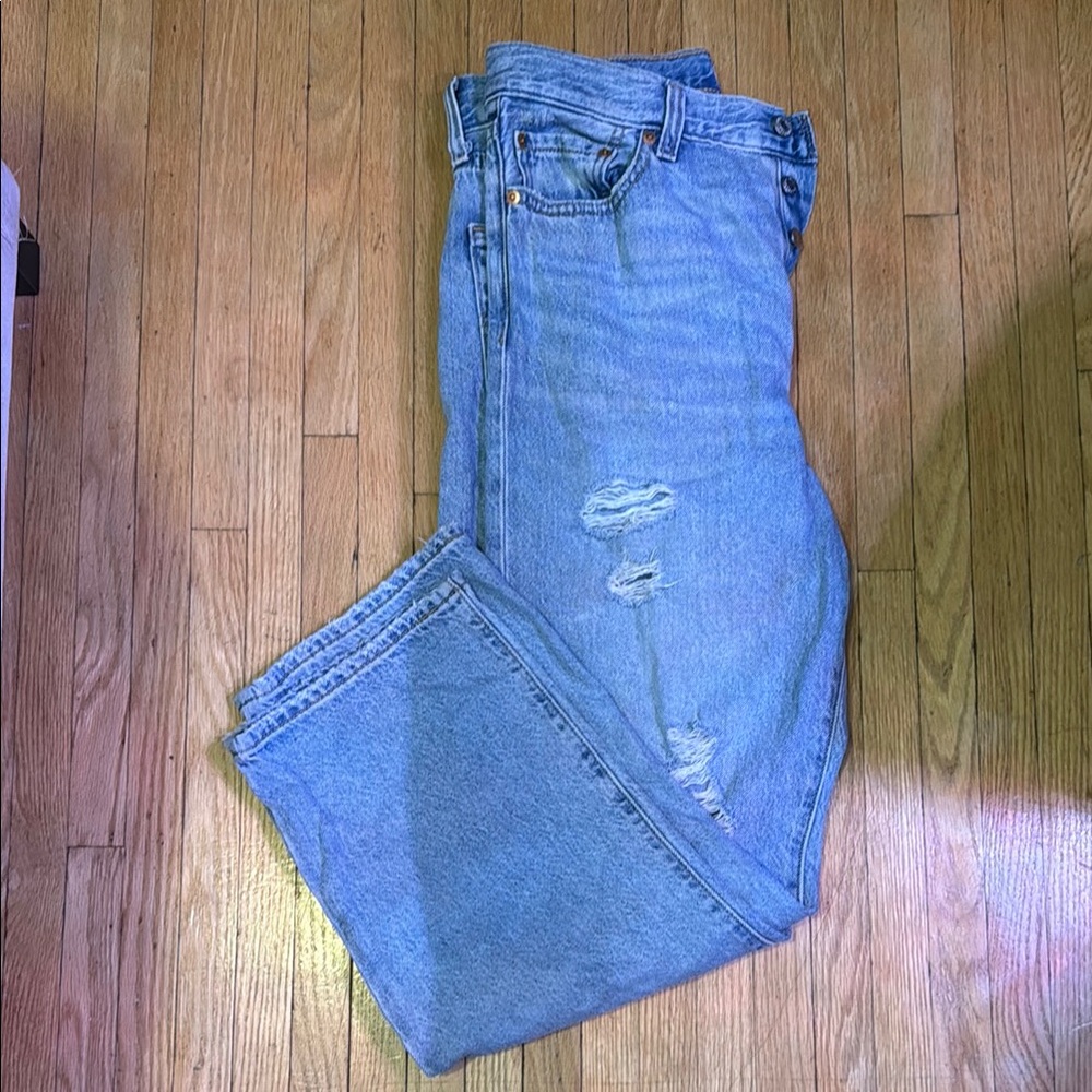 Relaxed Fit Blue Jeans with Distressed Details